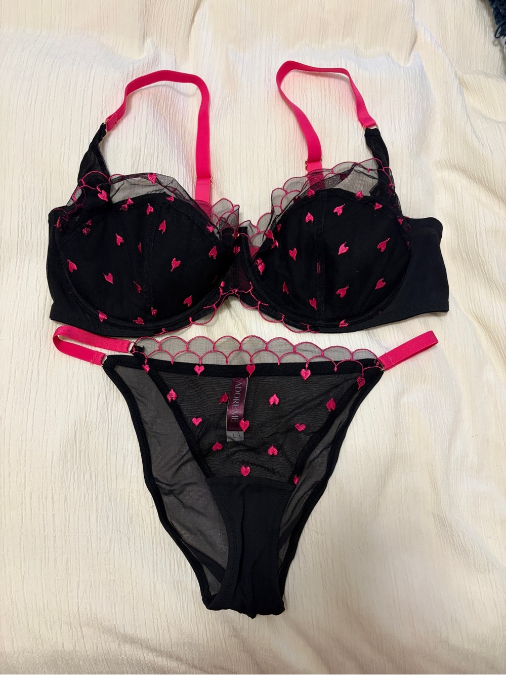 Adore me 40D large black hearts bra set